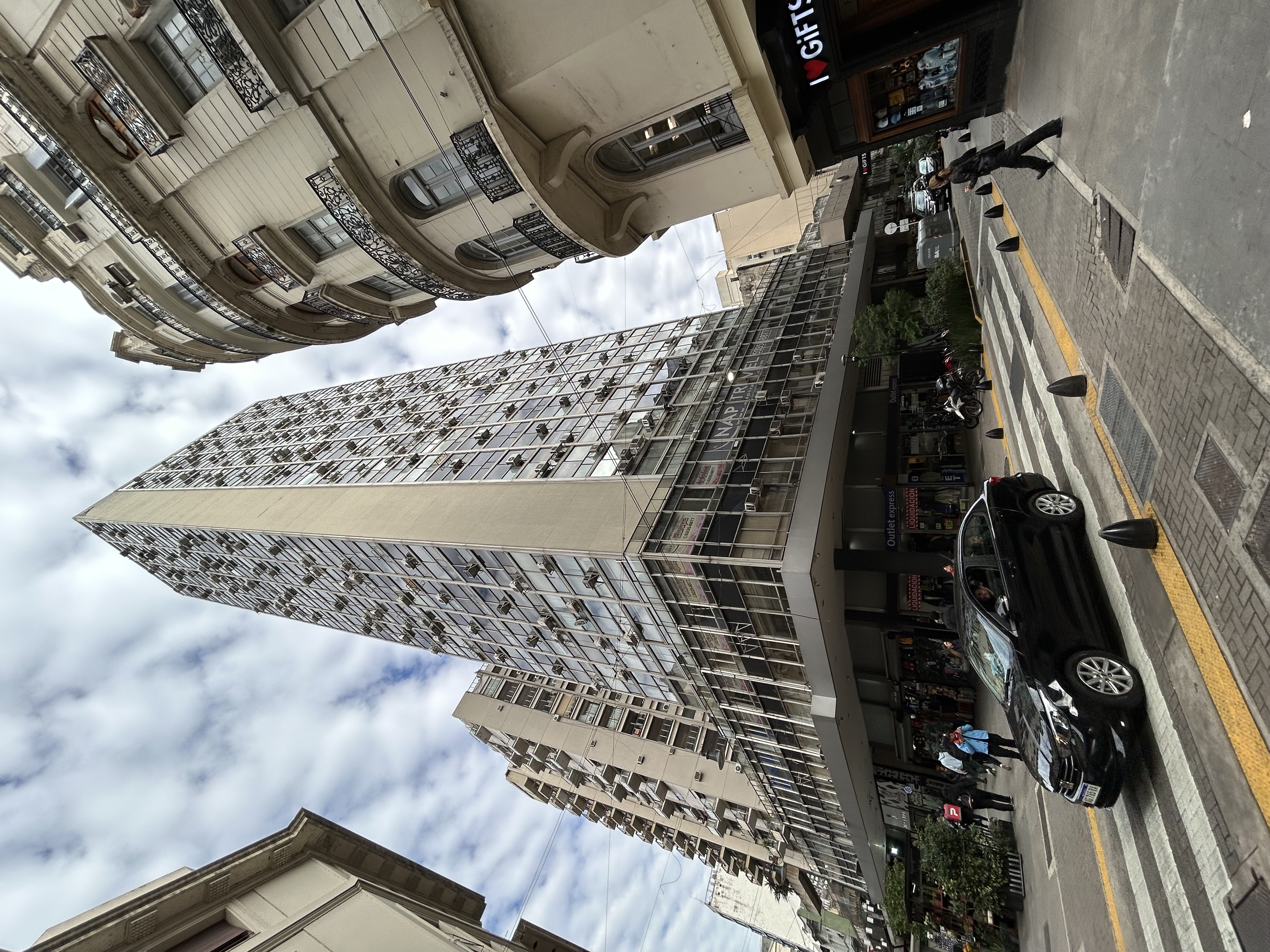 3499FS- 3499FS- PARAGUAY 610 P.9 EDIFICIO CINZANO